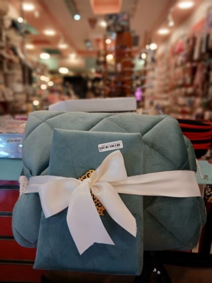 سجاده صلاه ومصحف